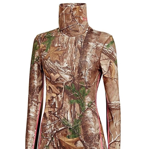 NWT Under Armour compression top small - Picture 2 of 6